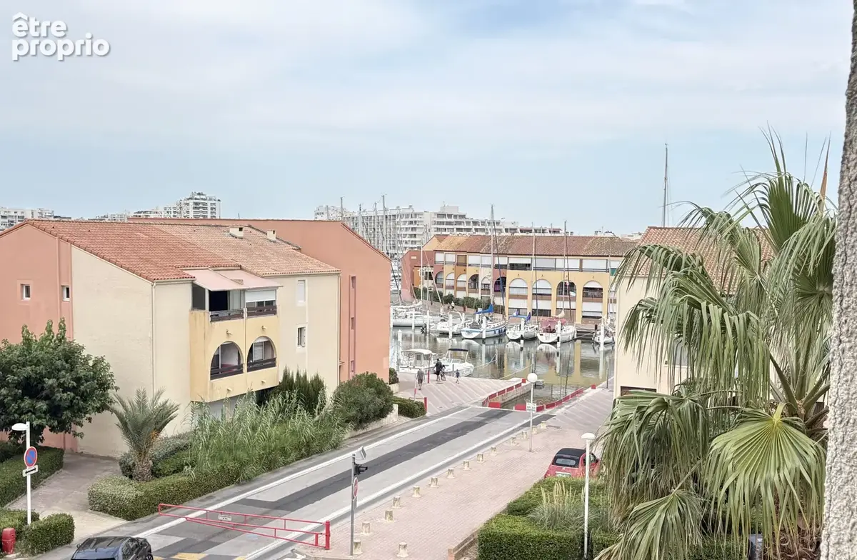 Palavas ,proche plage , T2 en dupex d'environ 38m2 hab , cellier et place PK privée - photo 11