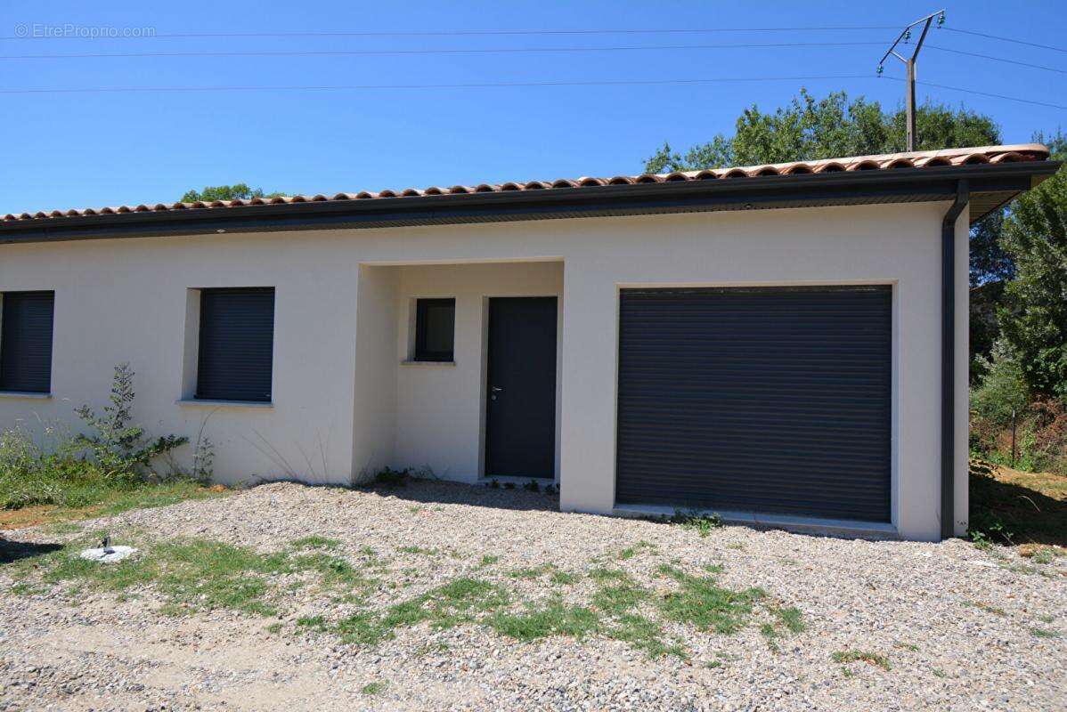 Maison à RUOMS