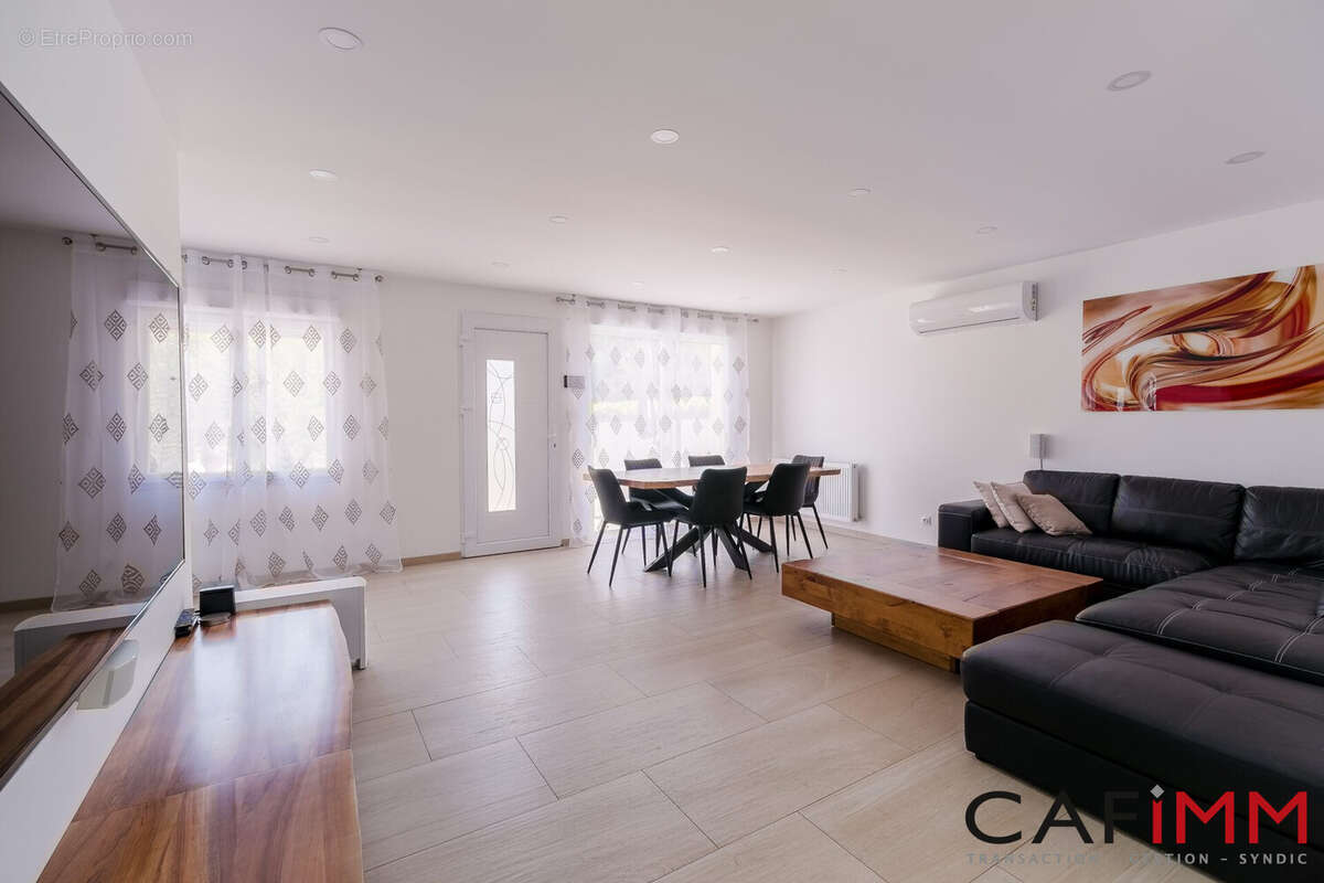 Maison à VILLEURBANNE