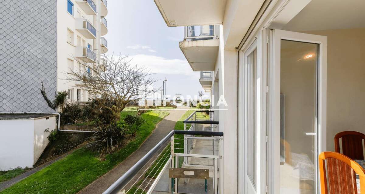 Appartement T2 avec cave – Vue latérale mer - photo 3