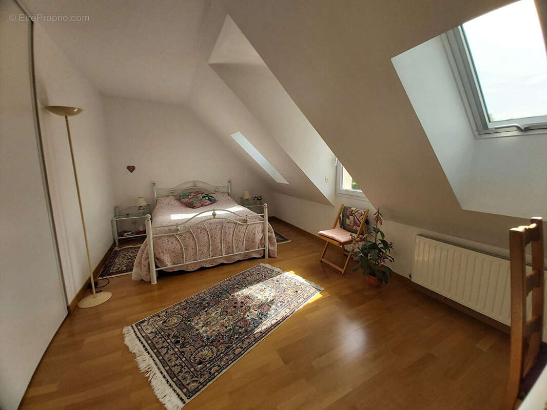 Maison à MAGNY-LES-HAMEAUX