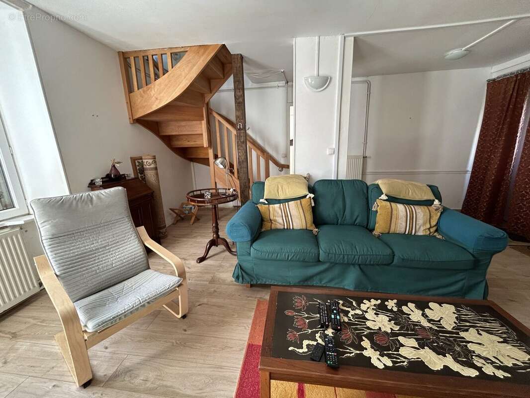 Maison à PONT-D'OUILLY