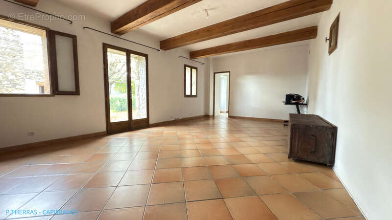 En exclusivité - Authentique bergerie Provençale du XIXème siècle à fort potentiel - photo 23
