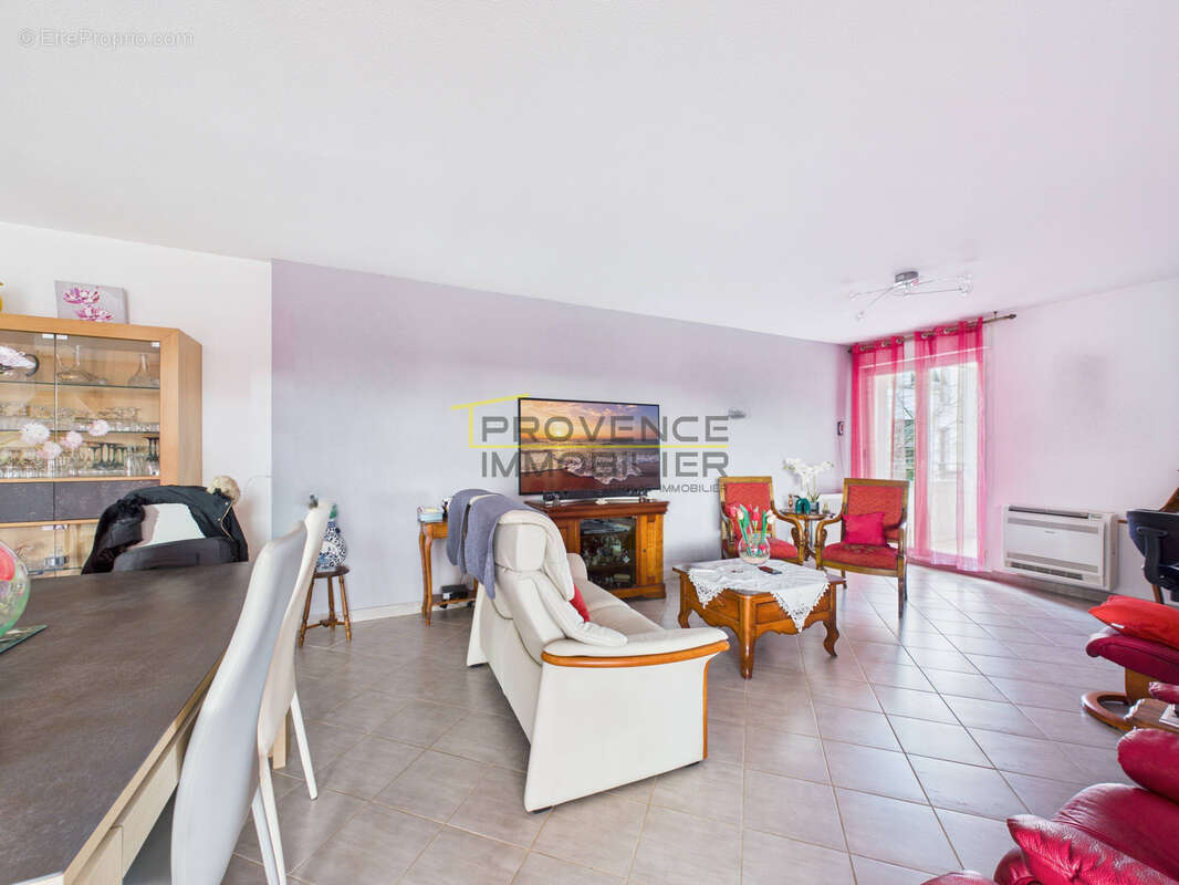 Appartement à MONTELIMAR