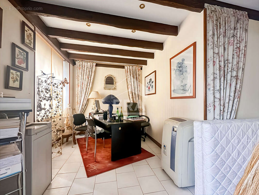 Maison Berry Au Bac 185 m2 avec dépendances - photo 7