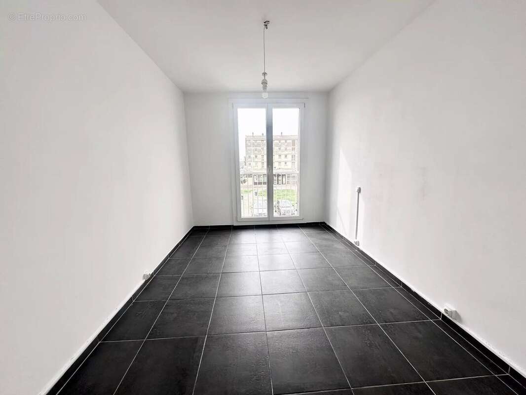 Appartement à SALON-DE-PROVENCE