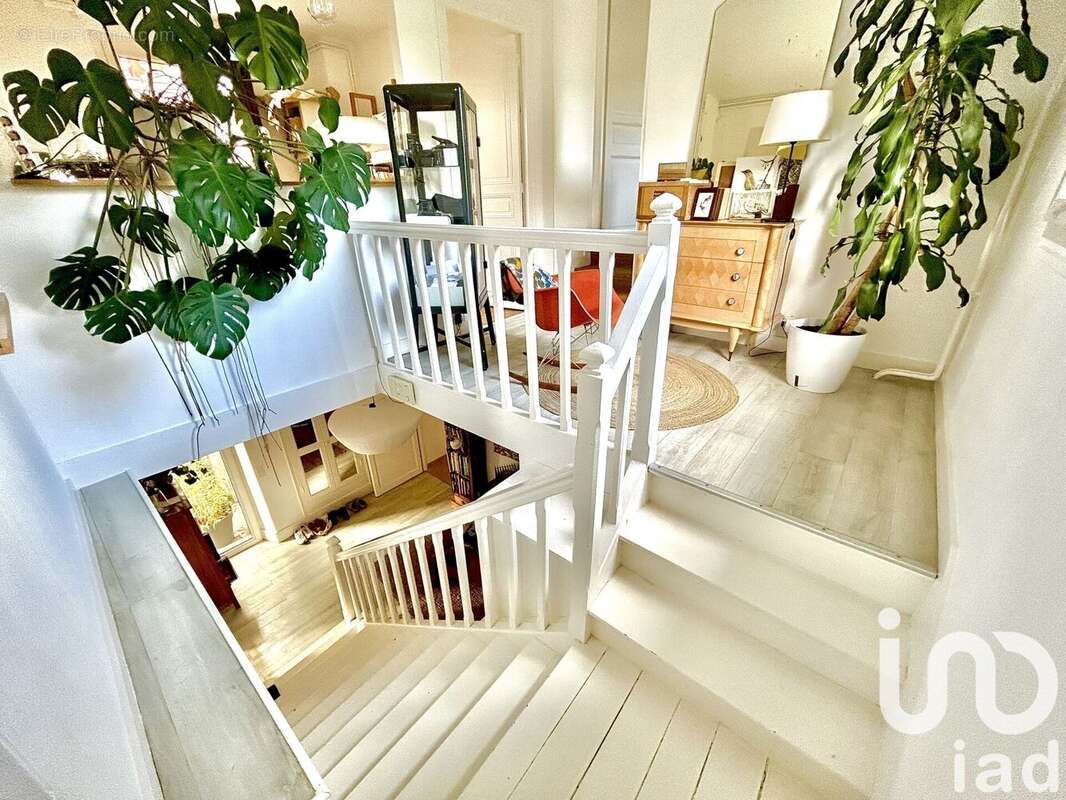 Photo 5 - Maison à VILLENEUVE-SUR-YONNE