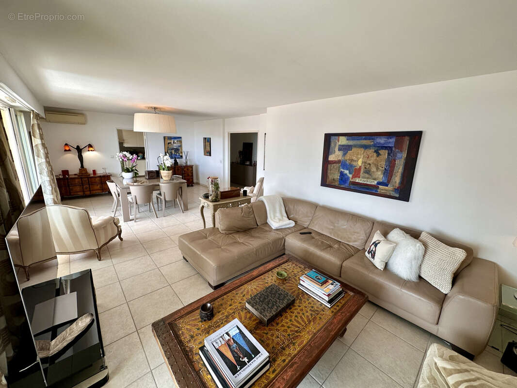 Appartement à BEAUSOLEIL