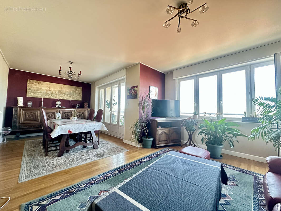 Appartement à LYON-3E