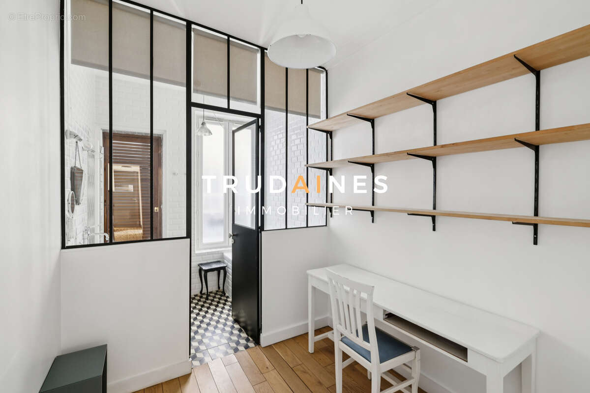 Appartement à PARIS-9E