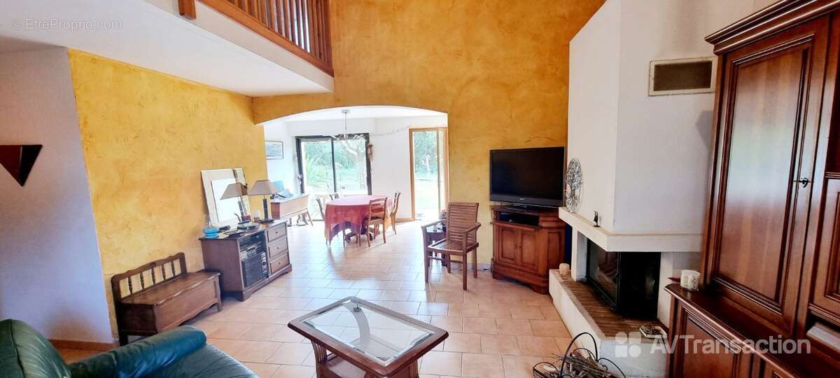 Maison à TOSSE