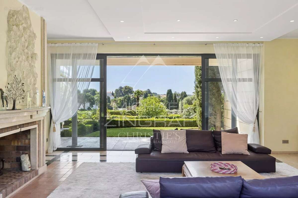 Maison à ANTIBES