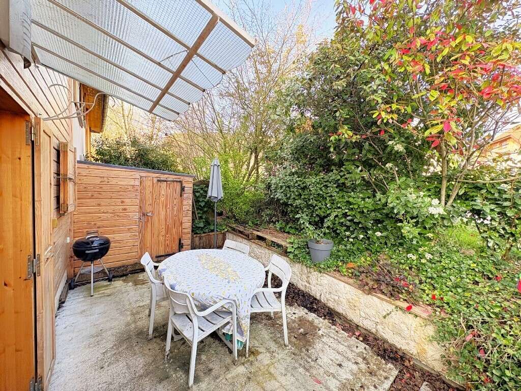 Appartement à SAINT-MARTIN-BELLEVUE