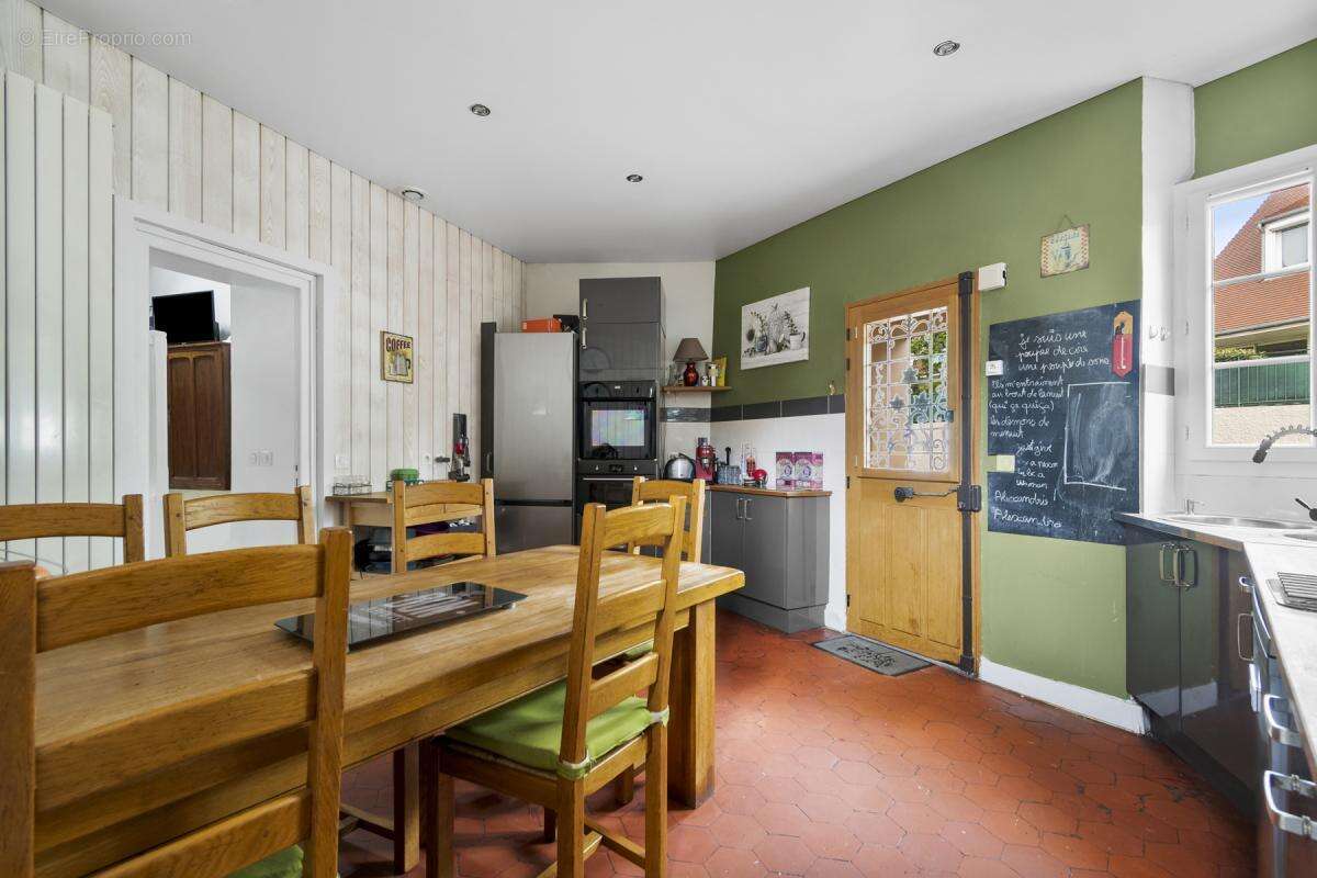 Maison à NOISY-LE-ROI