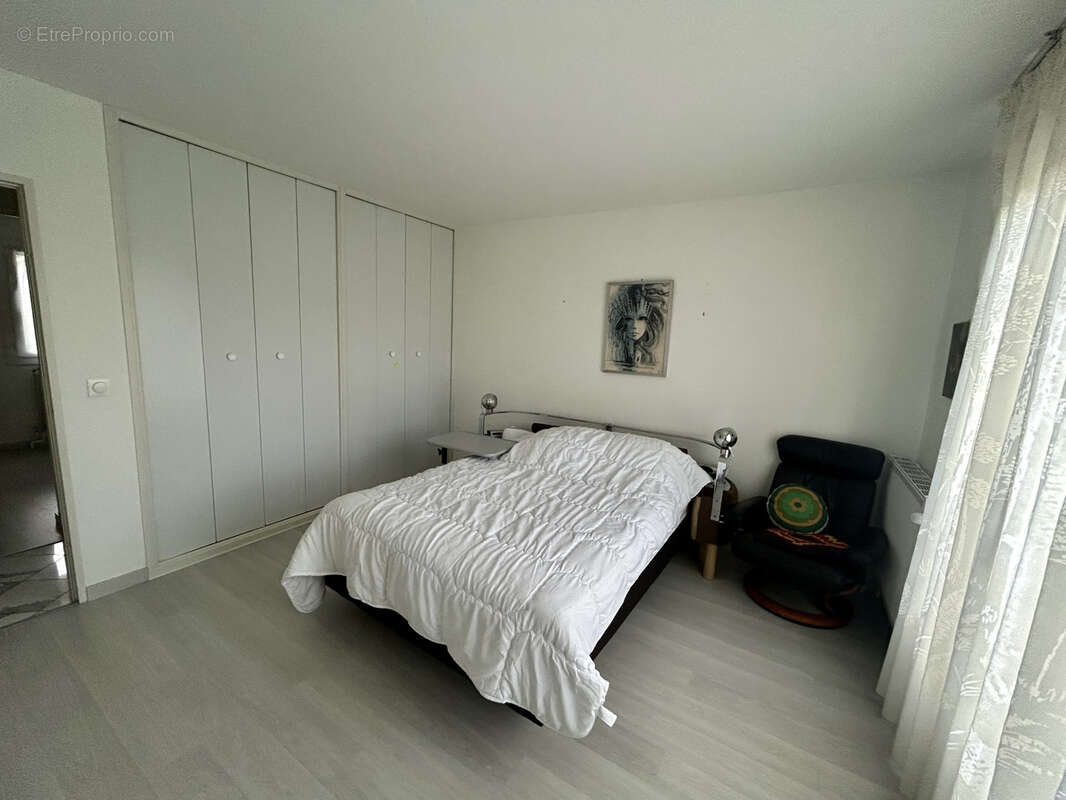 Maison à CLAYE-SOUILLY