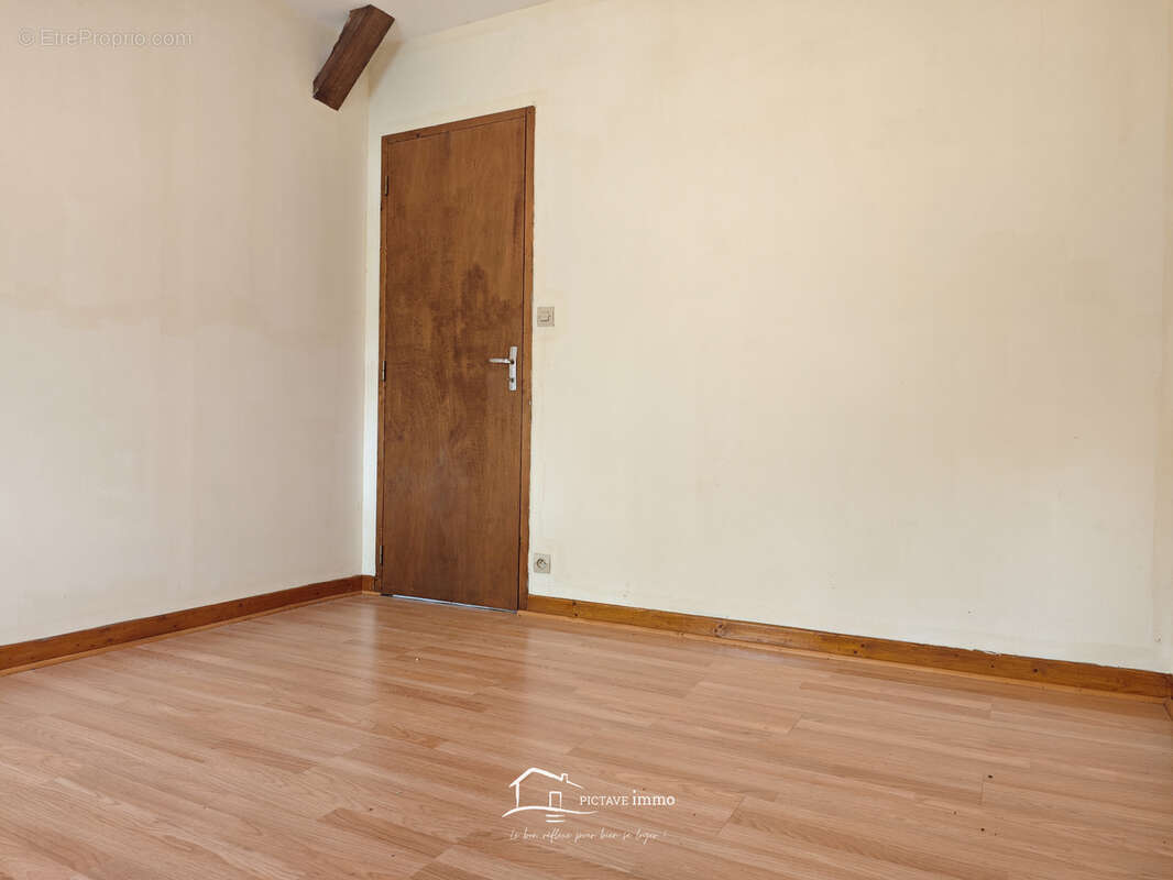 Maison avec dependances - photo 7