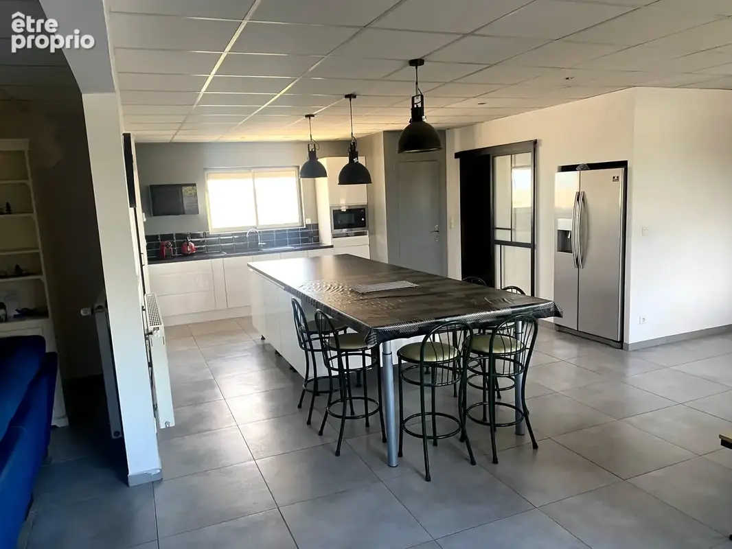 Local professionnel atelier stockage avec appartement - photo 8