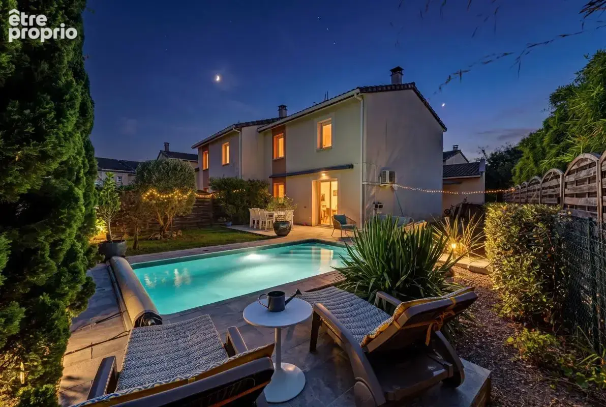 Maison T4 de + 86 m² avec Jardin, Piscine, Garage & Climatisation – Castelginest - photo 17