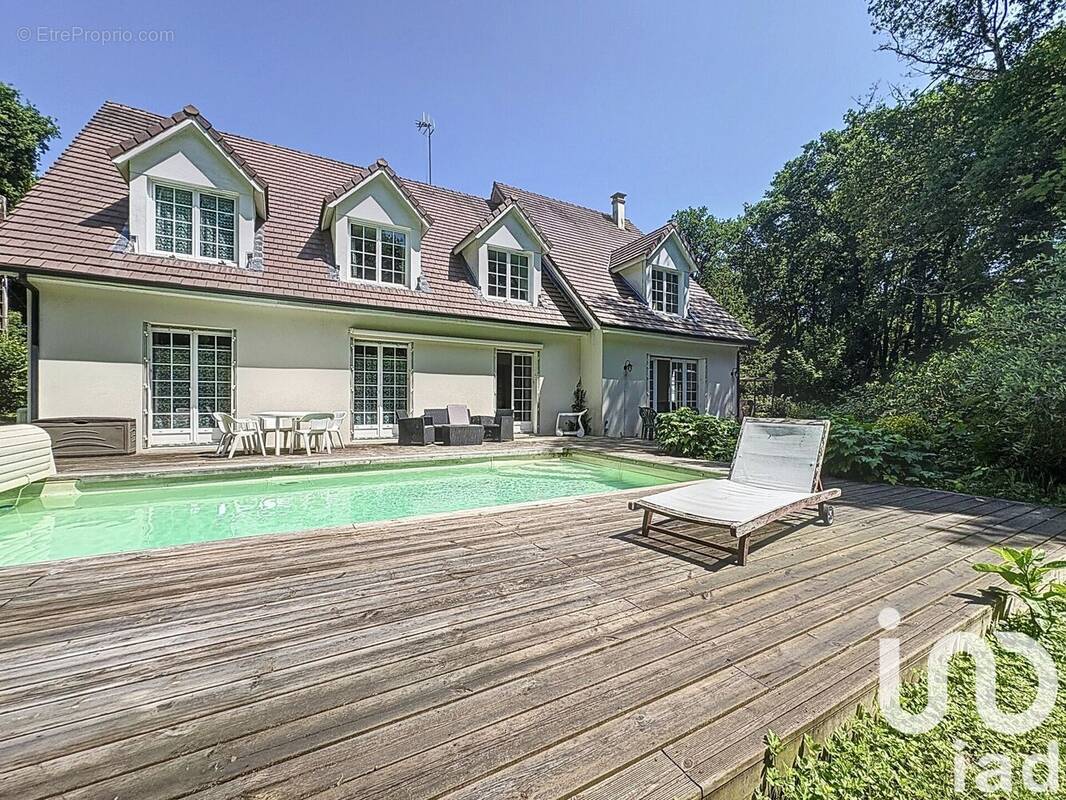 Photo 1 - Maison à DAMPIERRE-EN-YVELINES
