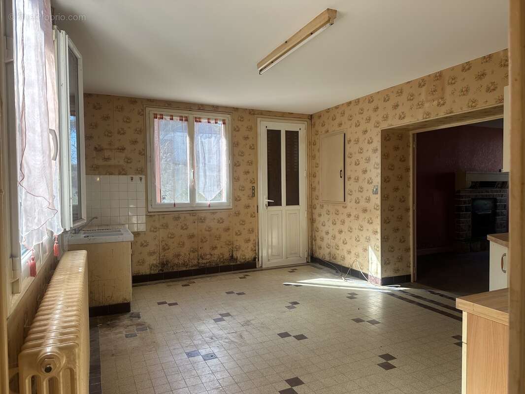 Maison 75 m² à Chateaumeillant  - photo 18