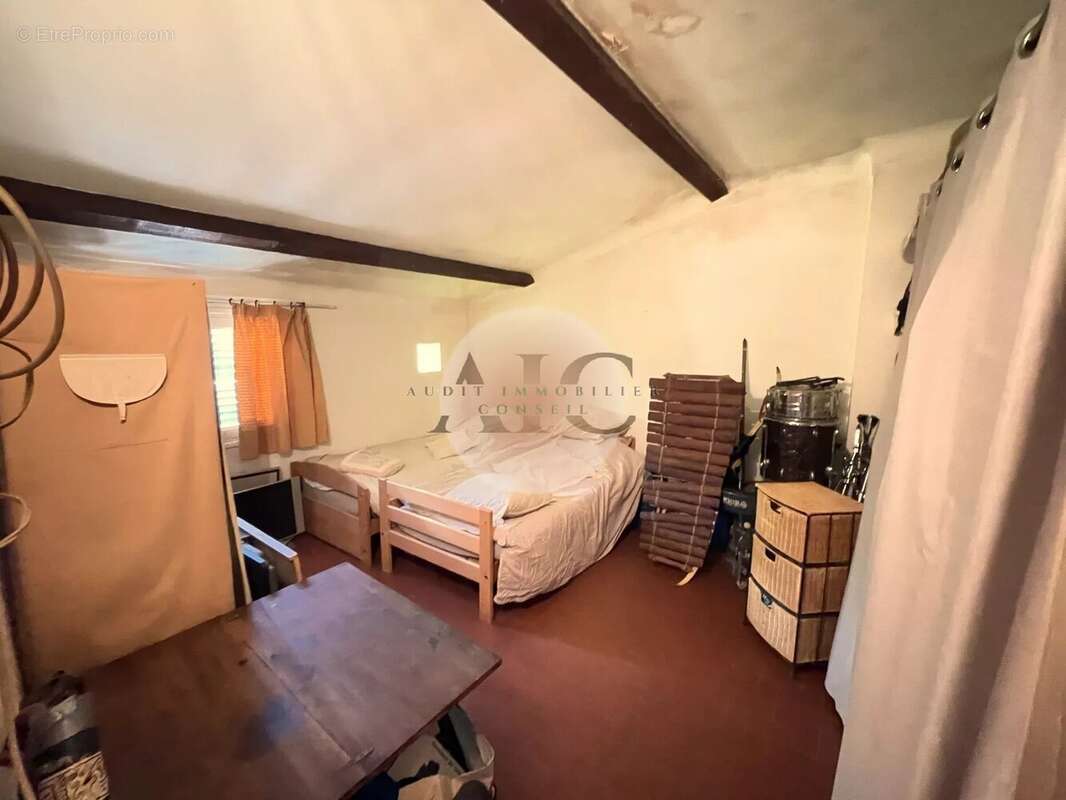 Appartement à FAYENCE