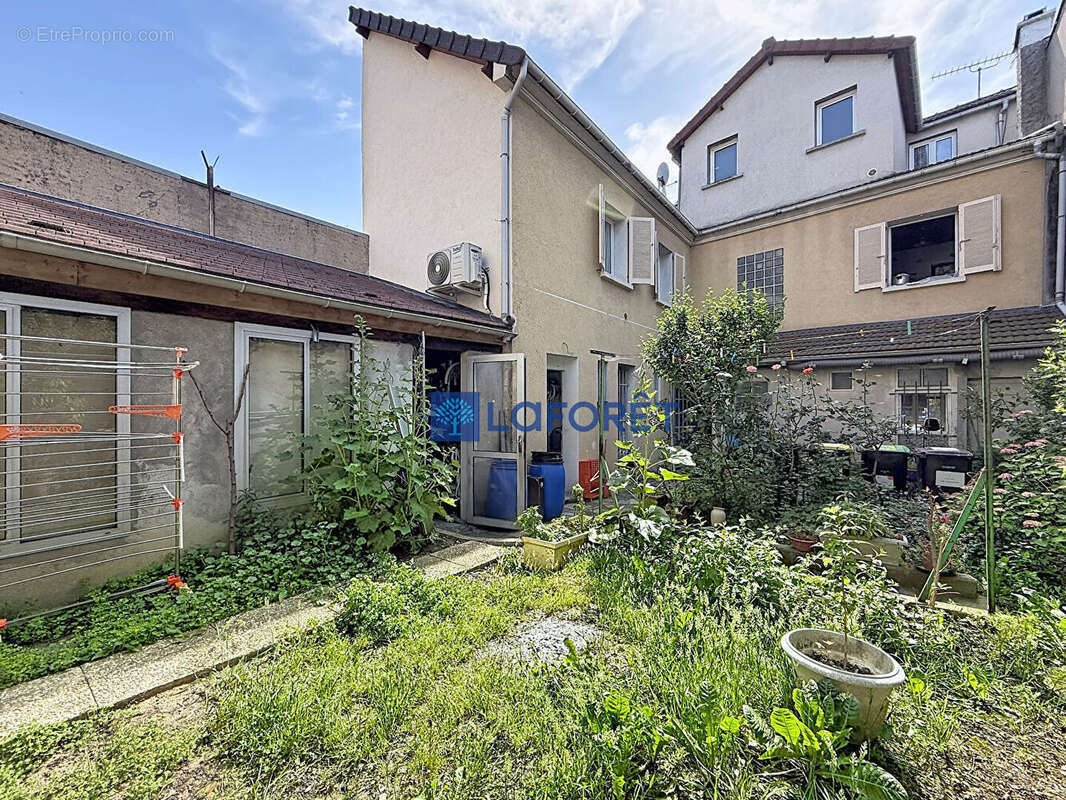 Appartement à SAVIGNY-SUR-ORGE