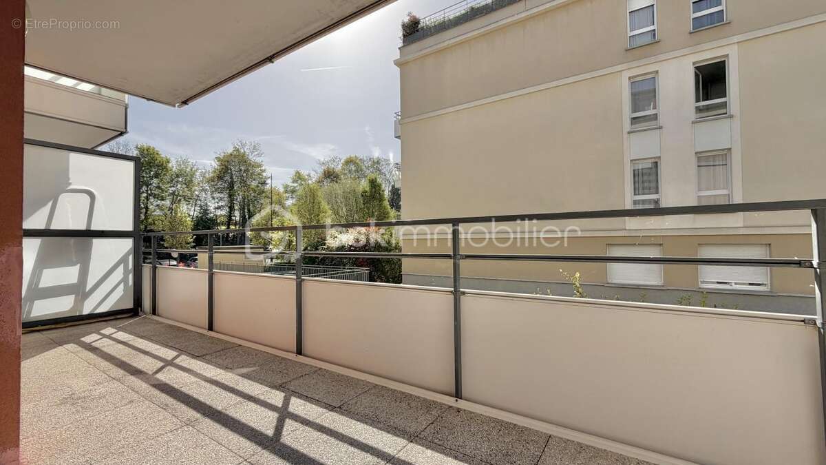 Appartement à SAINT-BRICE-SOUS-FORET