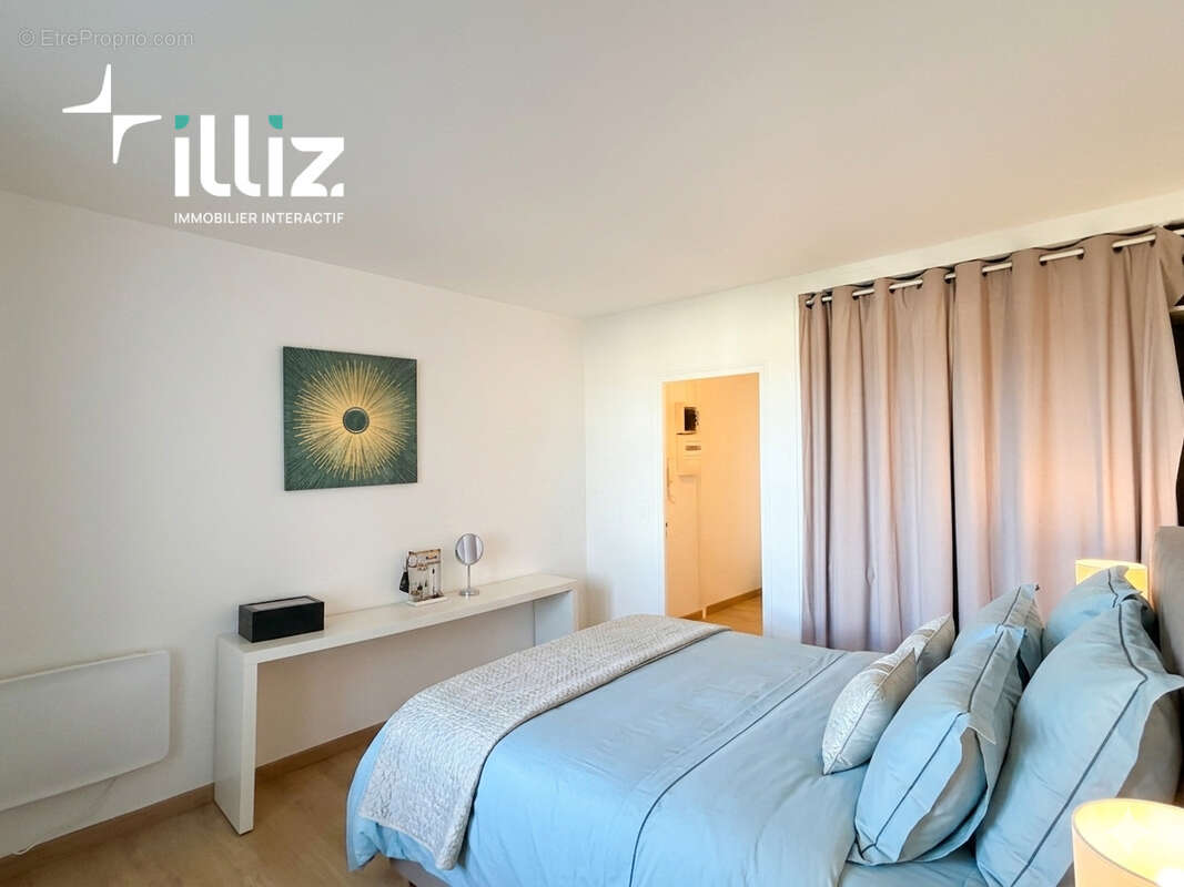 Appartement à COGOLIN