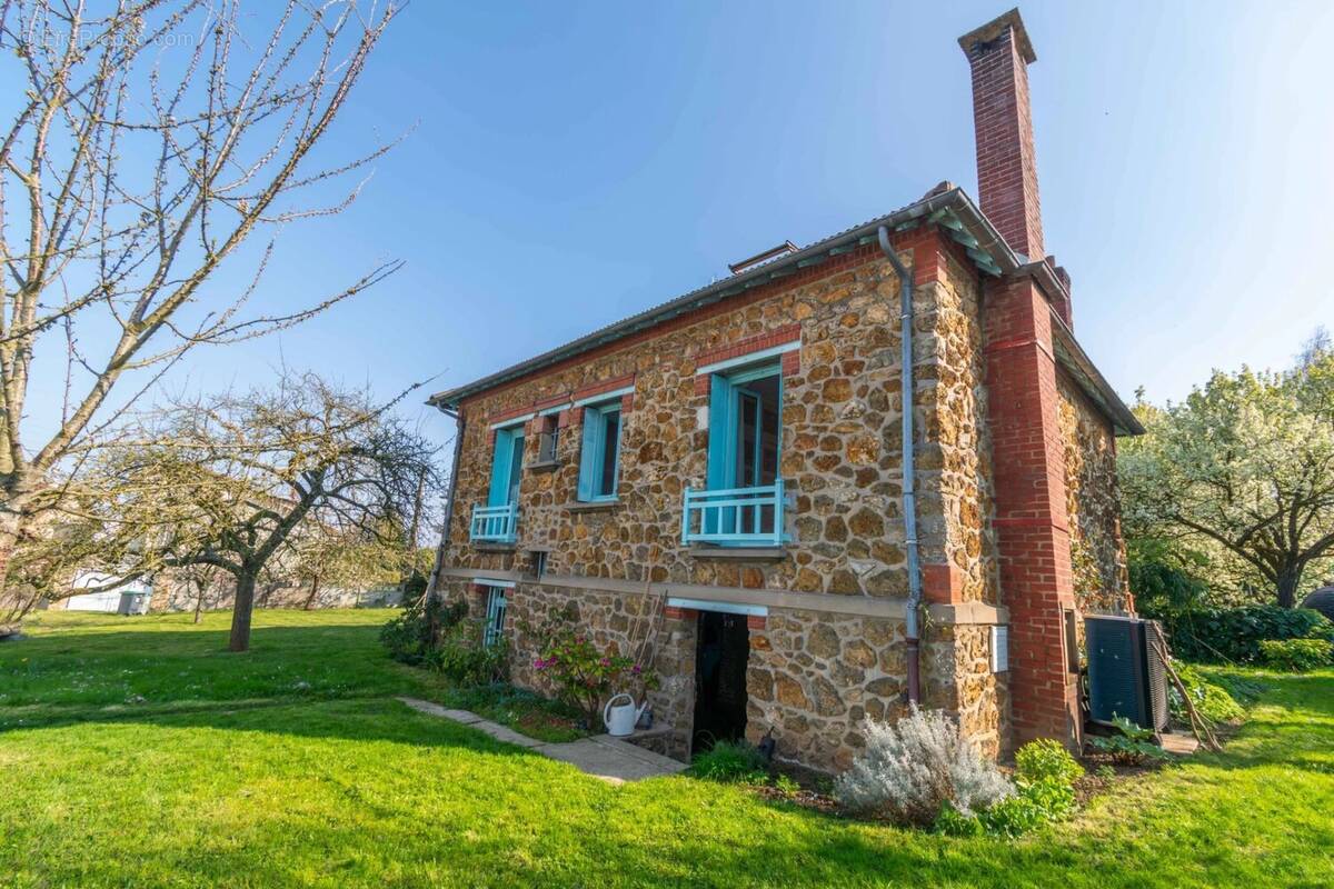Maison à SAINT-BRICE-SOUS-FORET