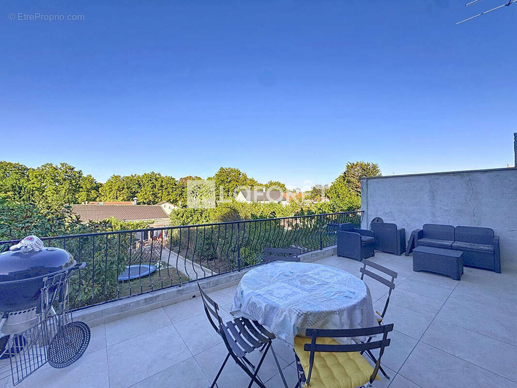 Maison à BONNEUIL-SUR-MARNE