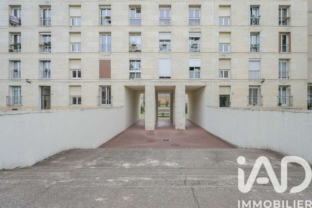 Photo 9 - Appartement à PANTIN