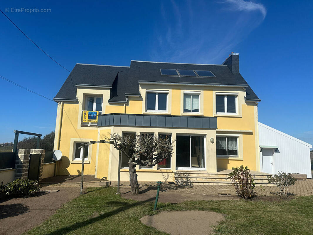 Maison à PENMARCH
