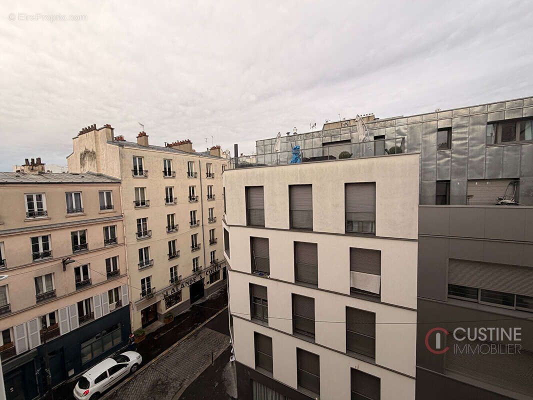 Appartement à PARIS-18E