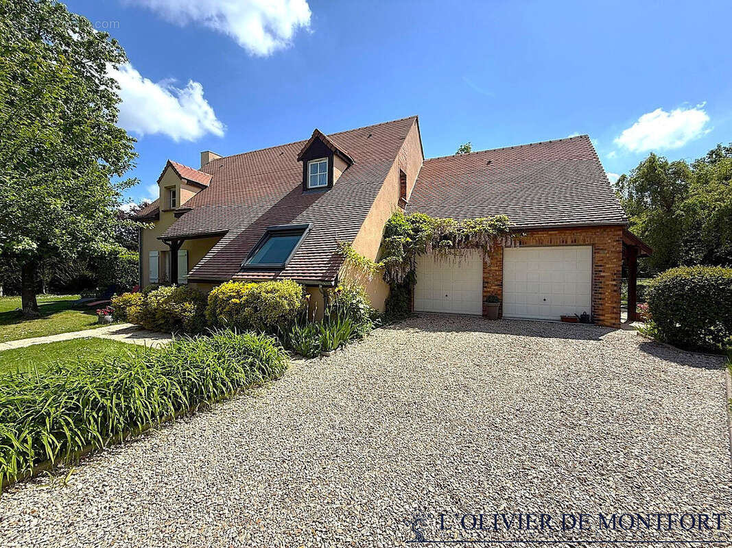 Maison à MONTFORT-L'AMAURY