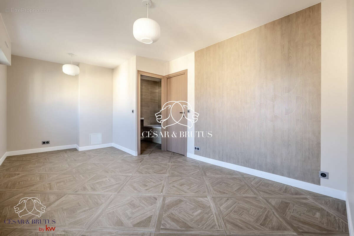 Appartement à PARIS-12E