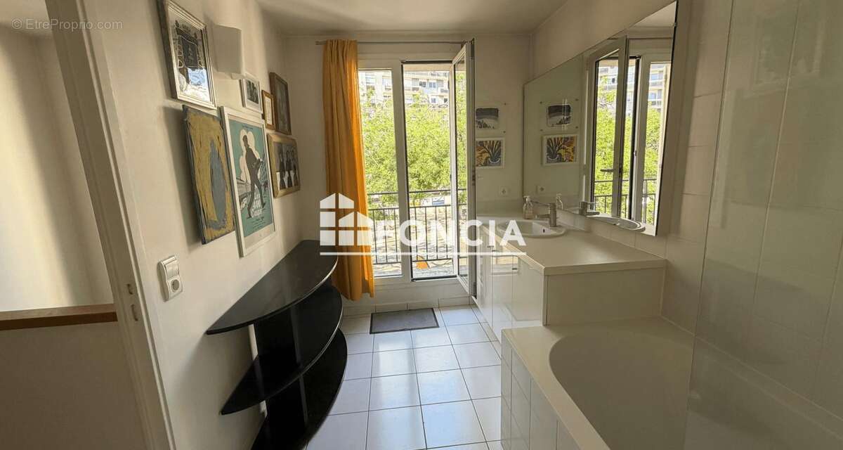 Maison à PARIS-14E