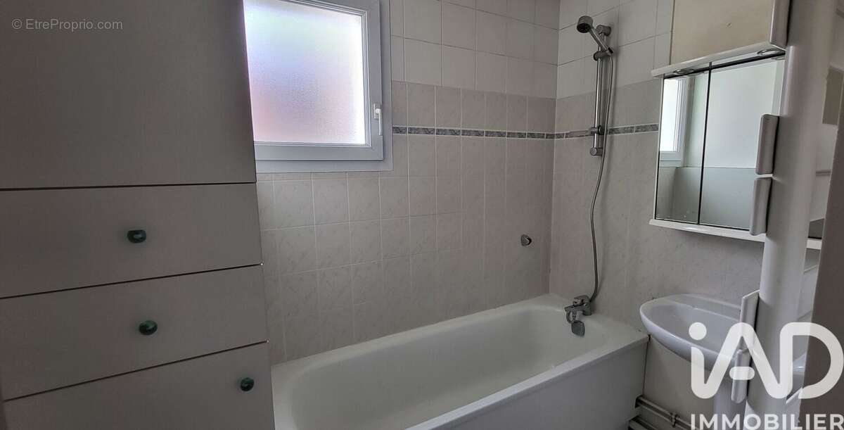 Photo 8 - Maison à VILLENEUVE-LA-GARENNE