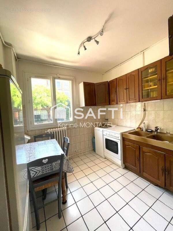 Photo 8 - Appartement à IVRY-SUR-SEINE