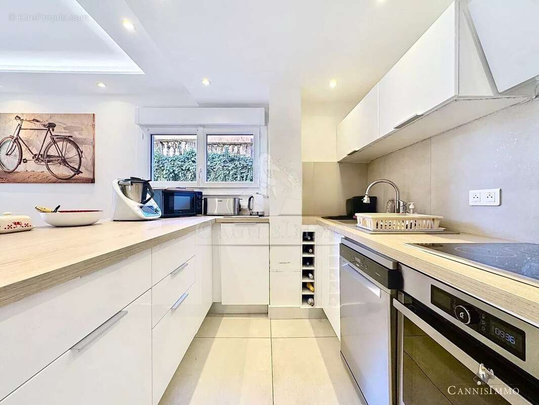 Appartement à AURIBEAU-SUR-SIAGNE