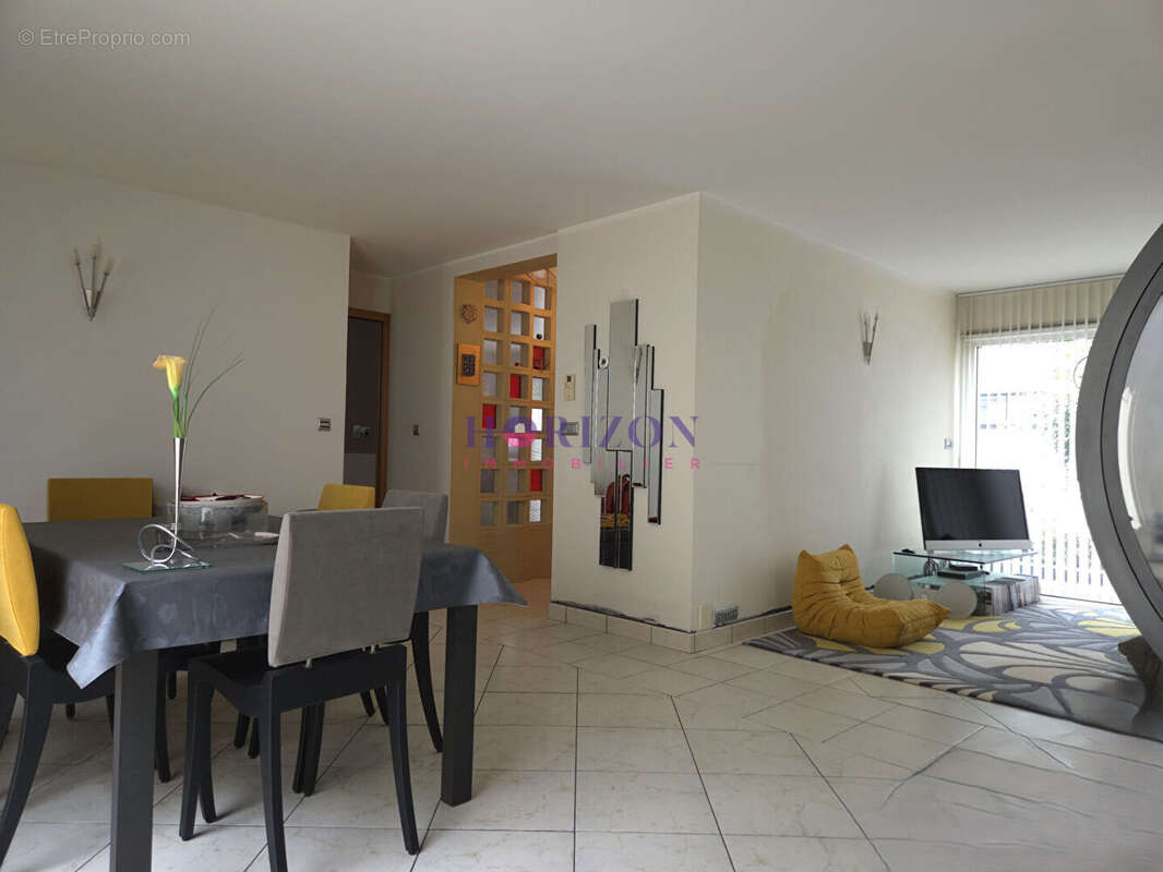 Maison Suresnes 6 pièces 134 m2 - photo 2