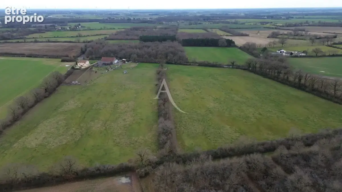 Proche gencay - domaine agricole d'environ 7 hectares pour chevaux - maison 200m2 -  4 chambres - photo 4