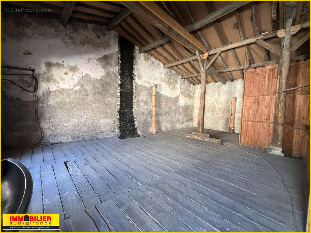 Appartement à LANDIRAS