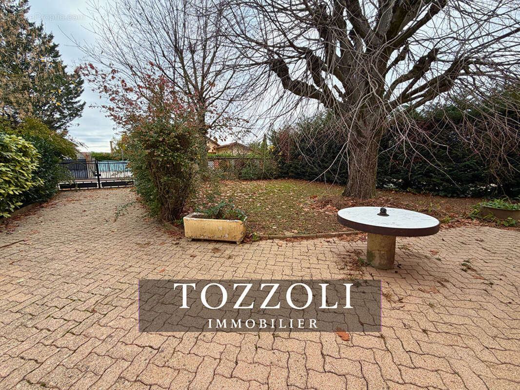 Maison à SAINT-QUENTIN-FALLAVIER