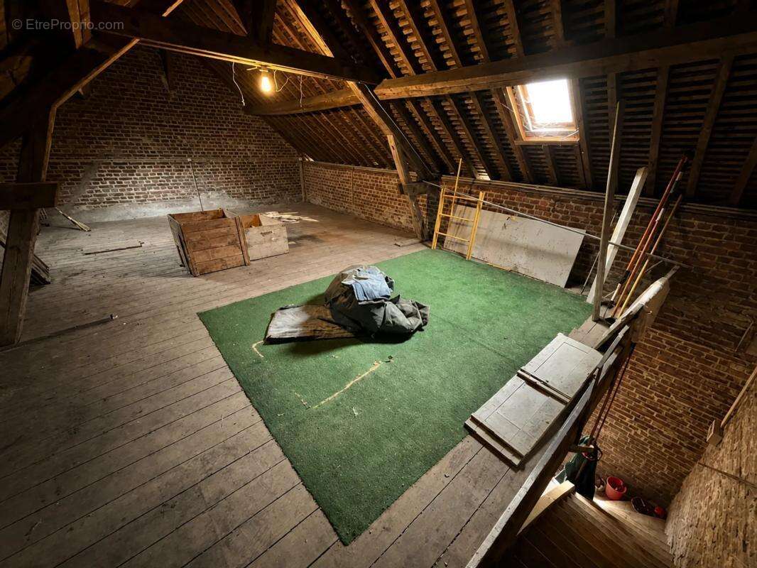 Maison de maître 360 m² à Saint-Just-en-Chaussée - photo 11