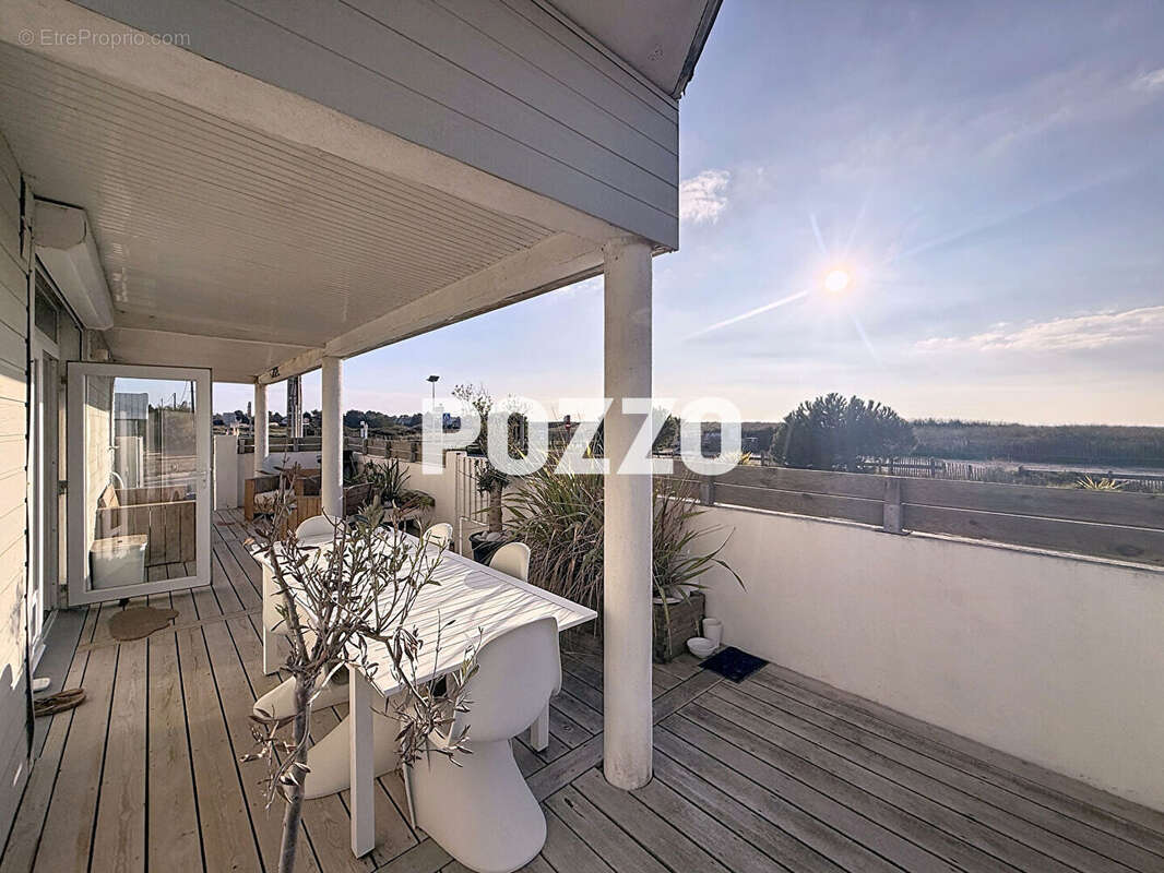 Appartement à SAINT-PAIR-SUR-MER