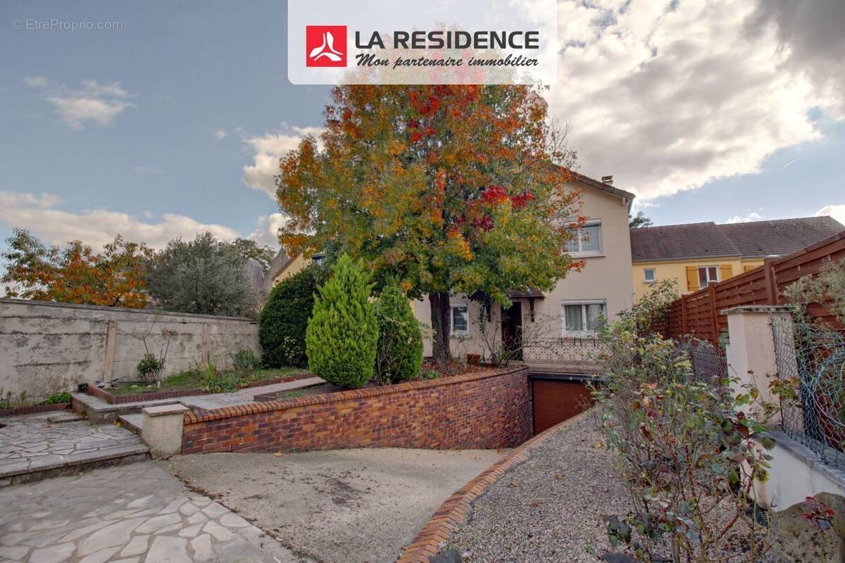 Maison à CONFLANS-SAINTE-HONORINE