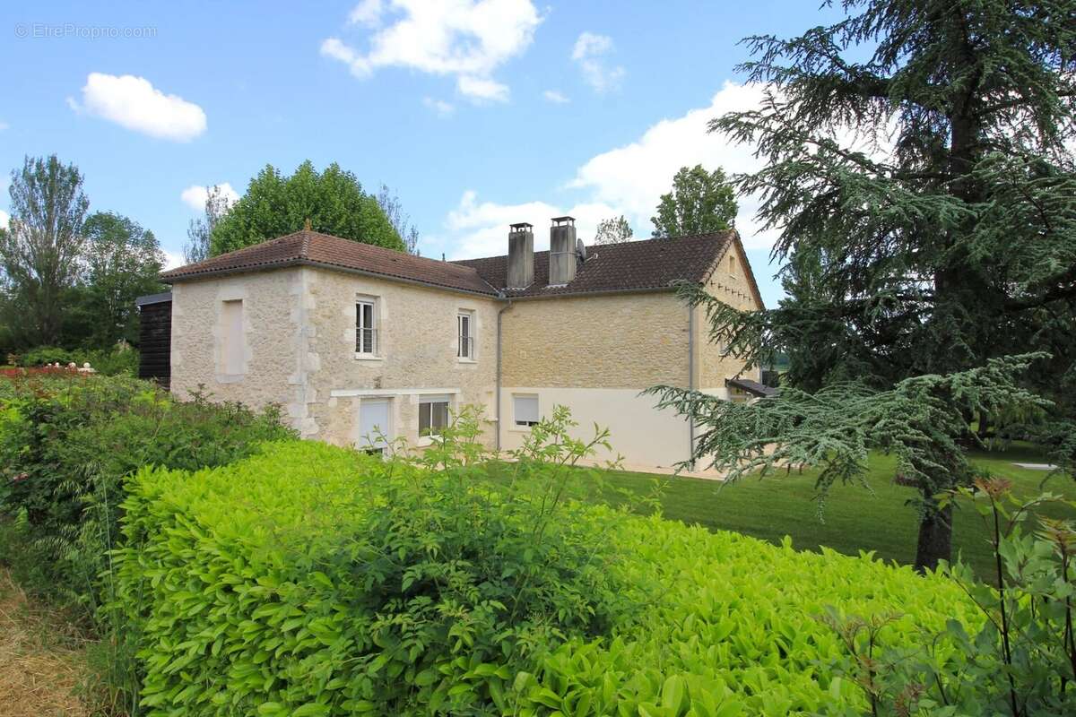 Maison à MONFLANQUIN