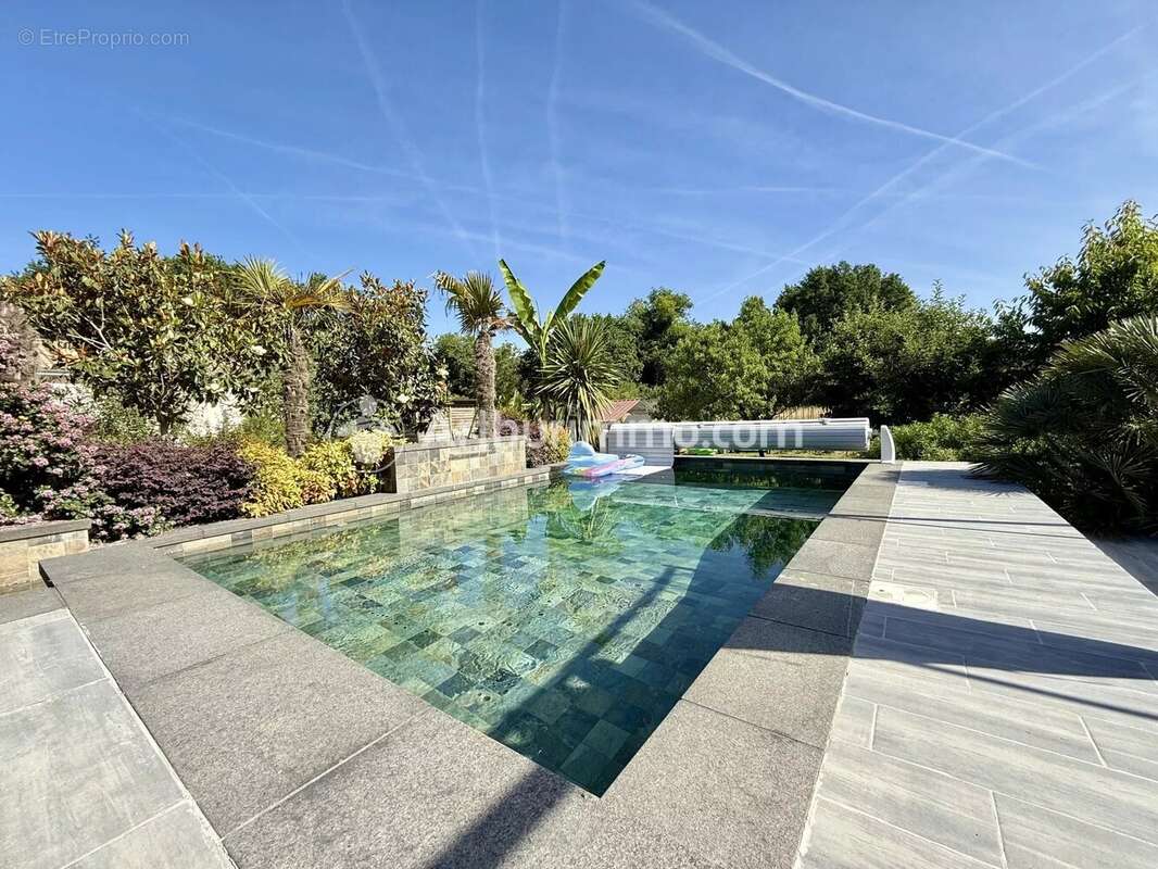 Maison contemporaine de 136m² 5 pièces 3 garages - photo 9