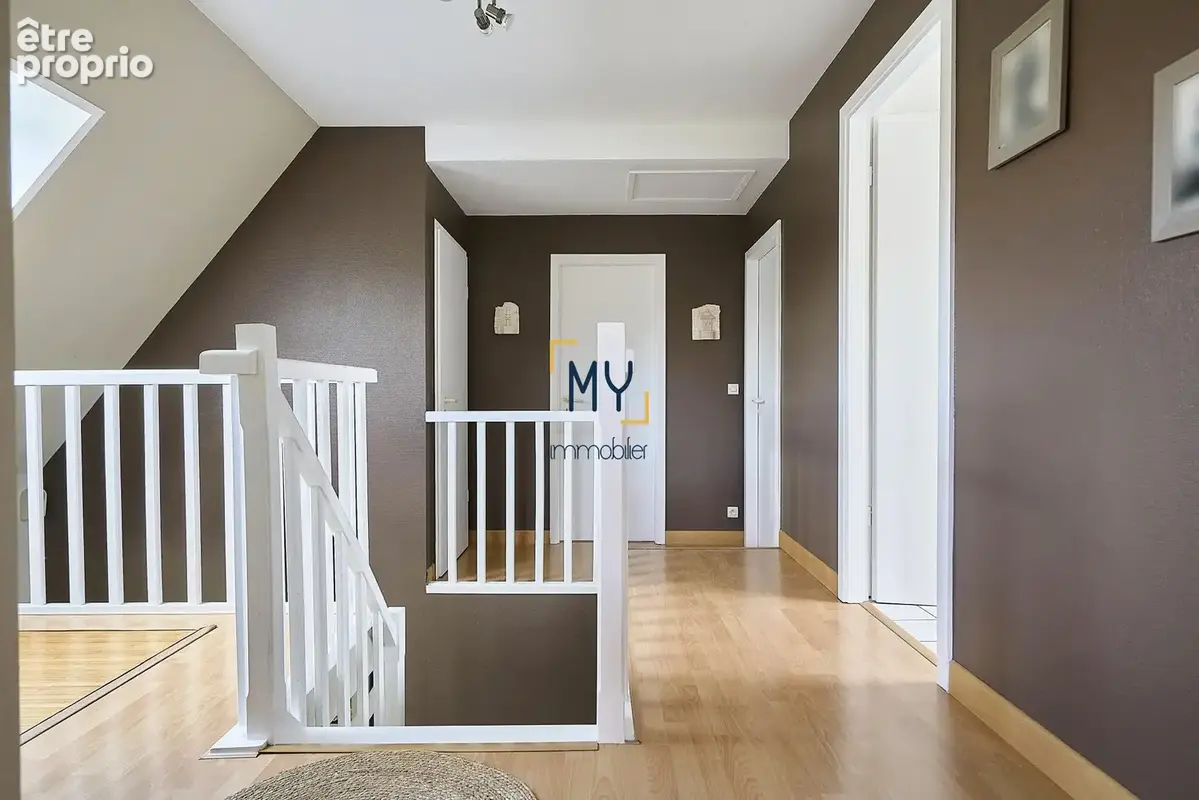 Maison 5 pièces 130 m² à vendre à Hem (59510) - photo 7
