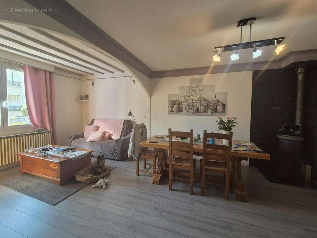 Photo 2 - Maison à MANTES-LA-VILLE